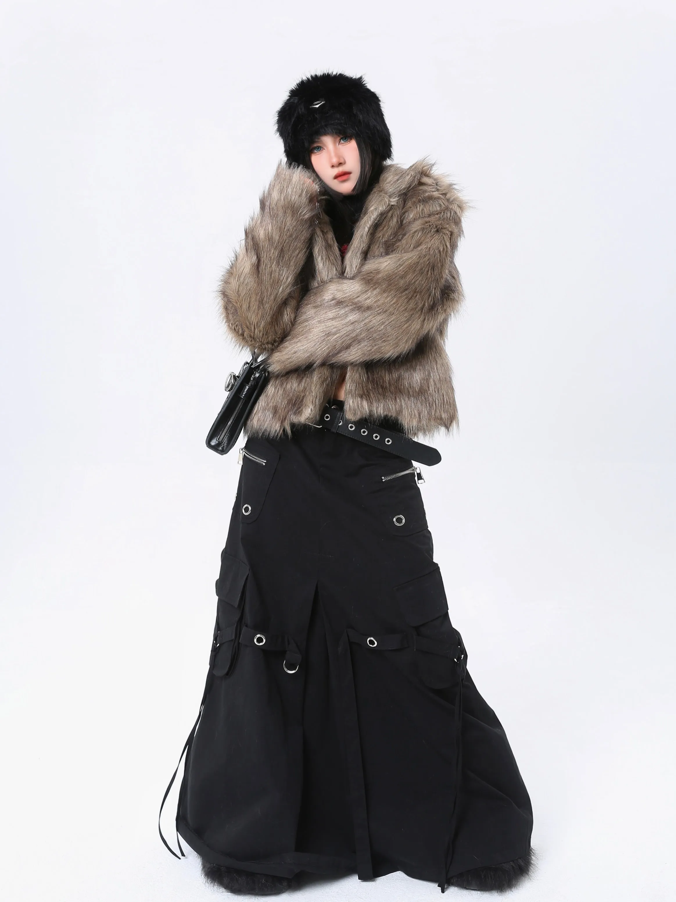 【24s Mar.】Black Metal Buckle Utility Pocket Midi Skirt