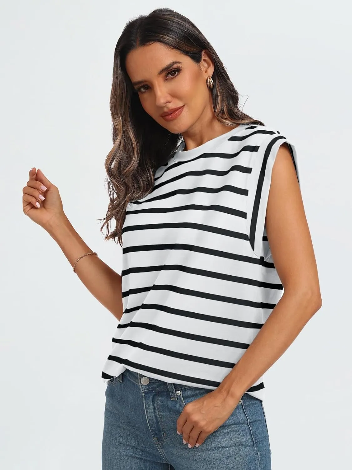 AUTOMET Women's Sleeveless Summer Tank Tops Casual Trendy T Shirts Basic Trendy Cap Sleeve Oversized Tee