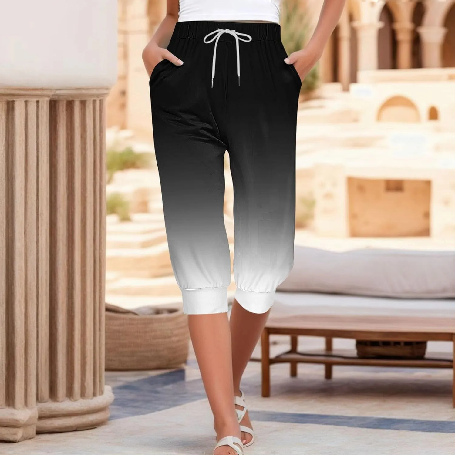 Capri Sweatpants for Women Gym Workout Yoga Jogger Capris High Waisted Draw Hiking Running Crop Pants with Pockets