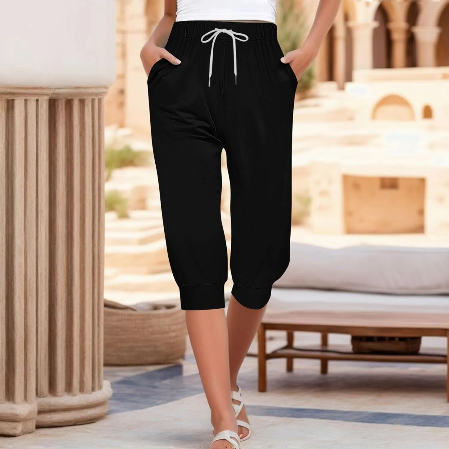 Capri Sweatpants for Women Gym Workout Yoga Jogger Capris High Waisted Draw Hiking Running Crop Pants with Pockets